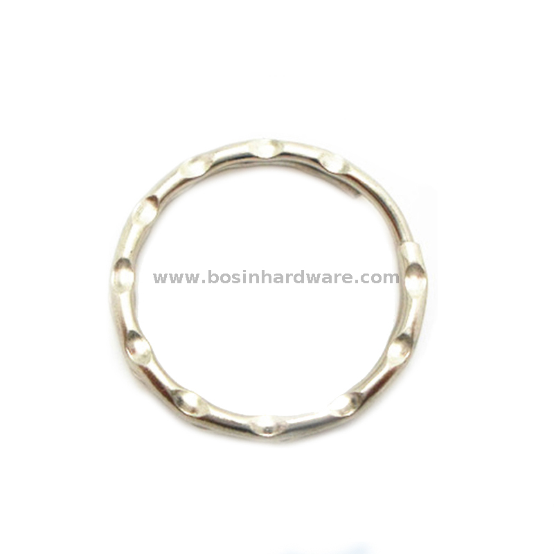 Metal Hang Tag Rippled Split Ring